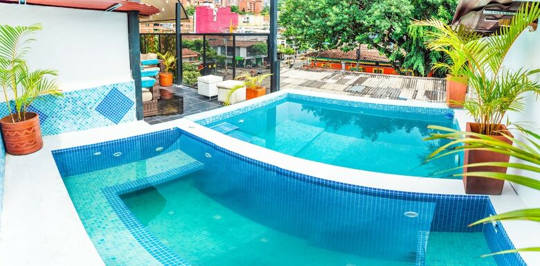 Apartamentos Icon Suites