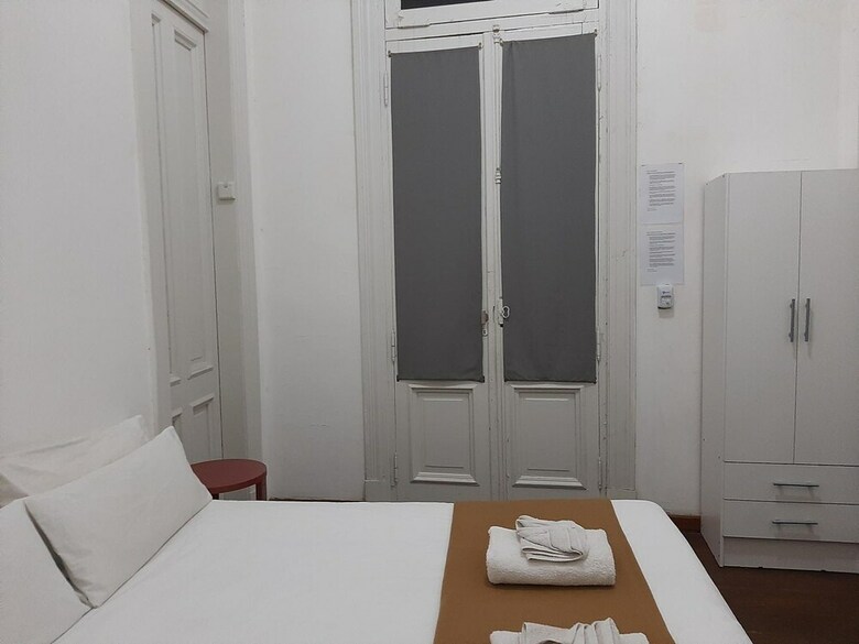 Hostal Art Factory Guest House
