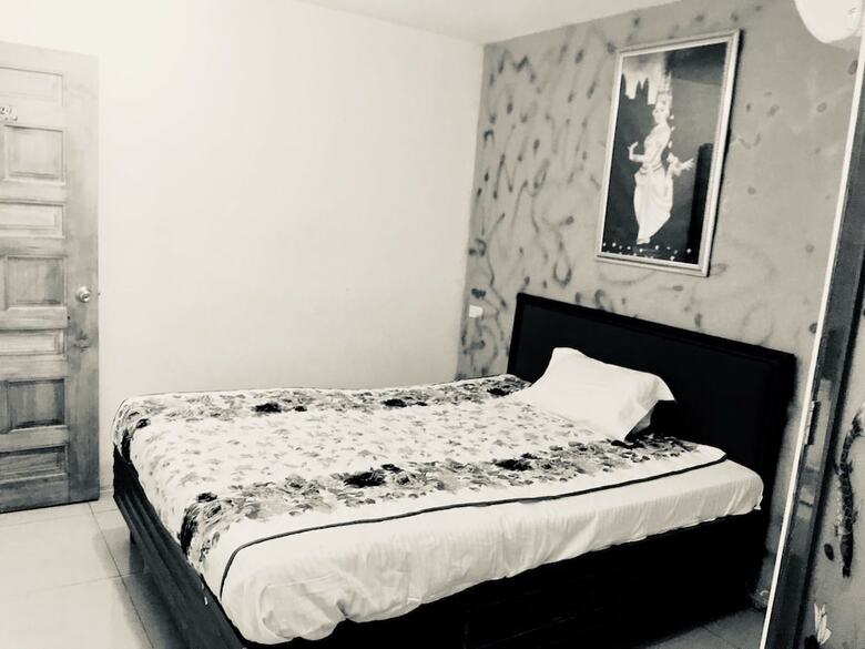 Papa Ji Hotel And Restaurant