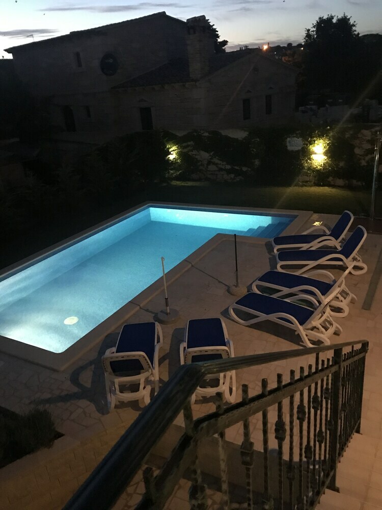 Villa Lenny