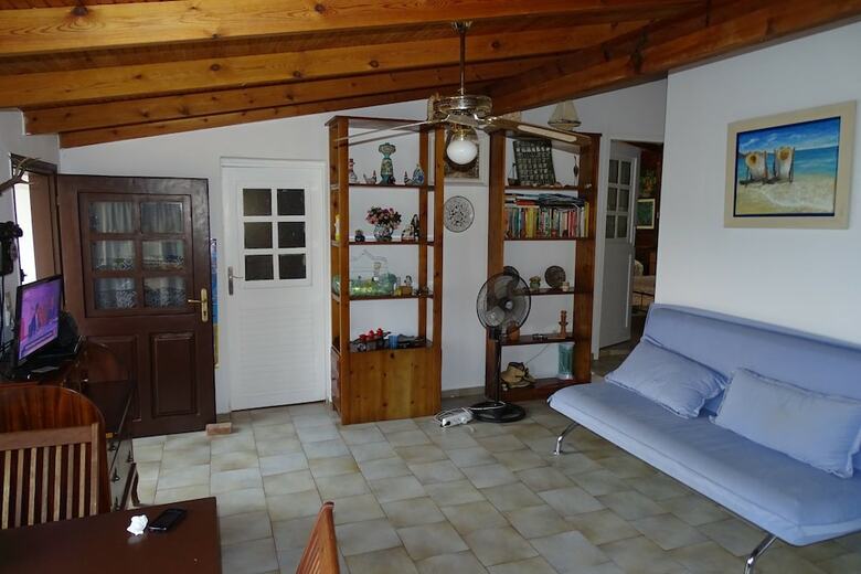 Lovely House At Tersanas Beach