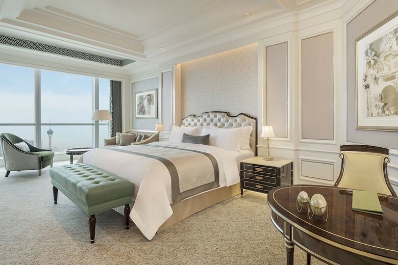 Hotel The St. Regis Zhuhai