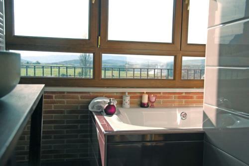 Hotel Rural El Balc�n De Montija