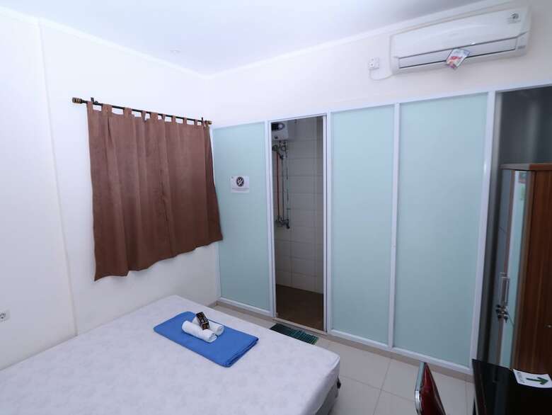 Hostal Kamar Keluarga Tanah Abang