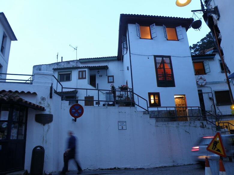 The Old Palace Tower / La Torre Del Palaci�n