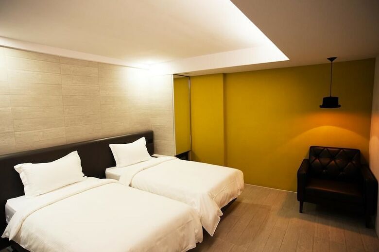 Hotel The Fantasy Apartment