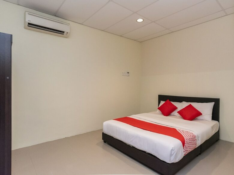 Oyo 586 My Residence Hotel