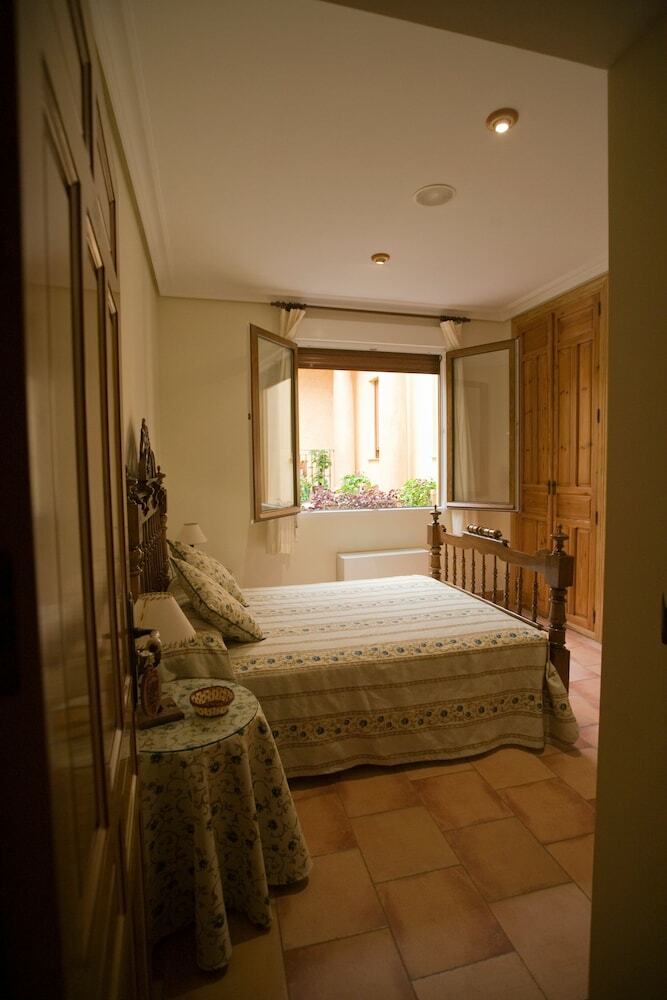 Hotel Hospederia Bodas De Camacho
