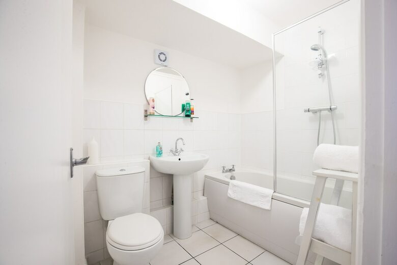Apartamentos Apton Court