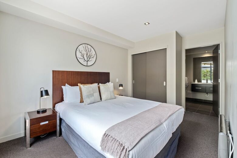Scenic Queenstown Apartment