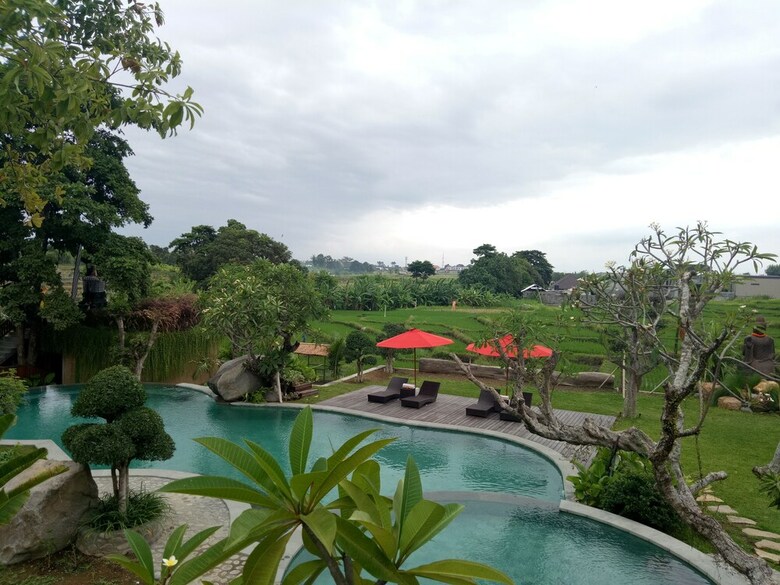 Bed & Breakfast Taulan Villa And Restaurant