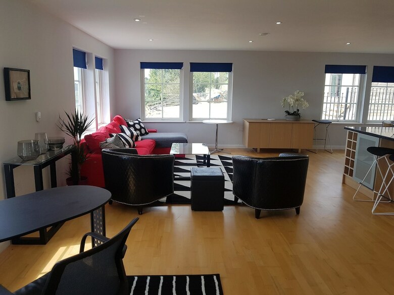 Springmeadow House By Cardiff Holiday Homes