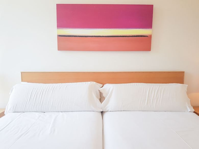 Modern Apartment With Stunning Views