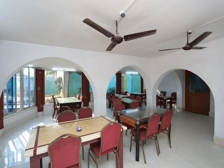 Apartamentos Oyo 16977 Megha Resort