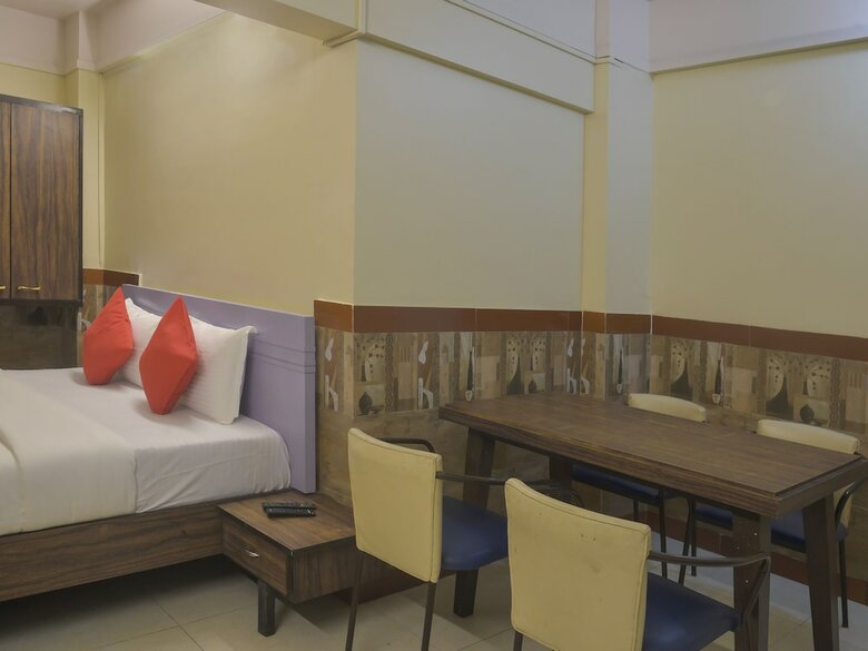Hotel Oyo 18615 Jaya Mahal