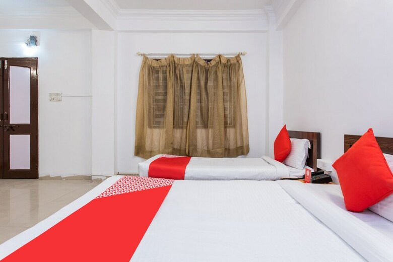 Hotel Oyo 22316 Kamla Kunj Garden