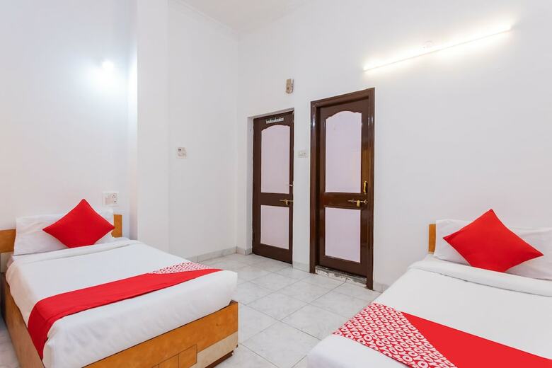 Hotel Oyo 22316 Kamla Kunj Garden