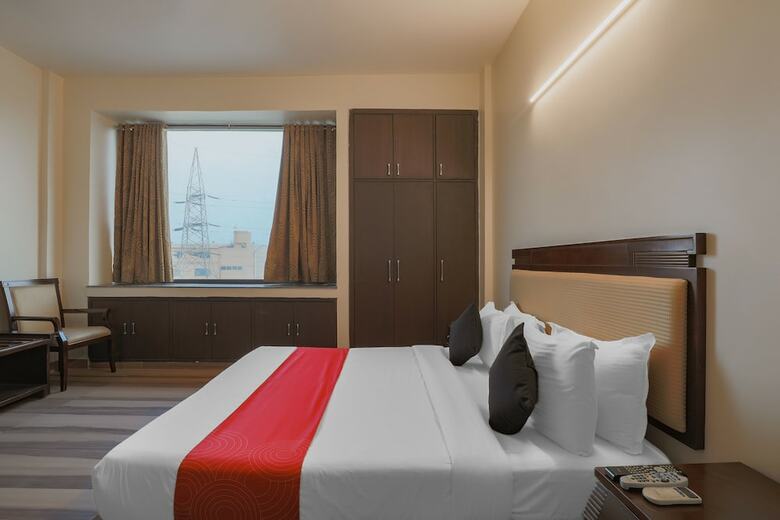 Hotel Edition O 30050 Orange Pie