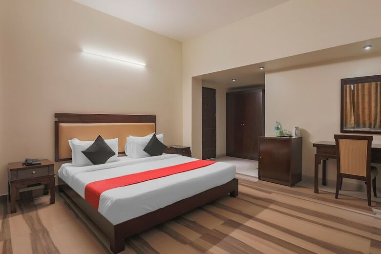 Hotel Edition O 30050 Orange Pie