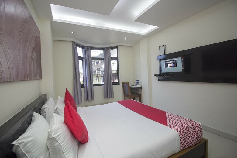 Oyo 24798 Kiwi Hotel Yavachi