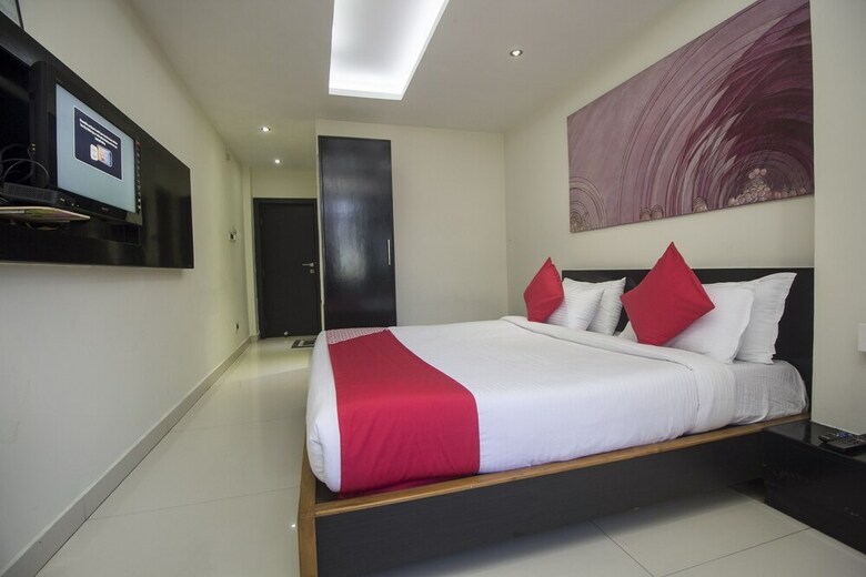 Oyo 24798 Kiwi Hotel Yavachi