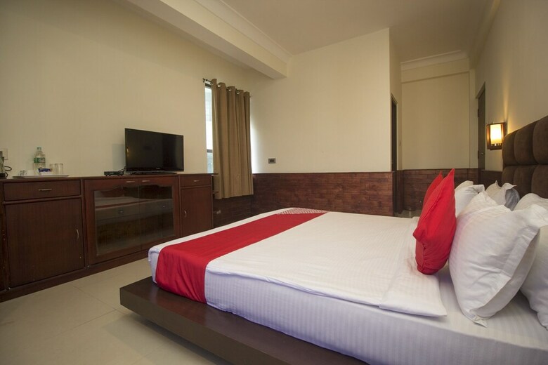 Oyo 24798 Kiwi Hotel Yavachi