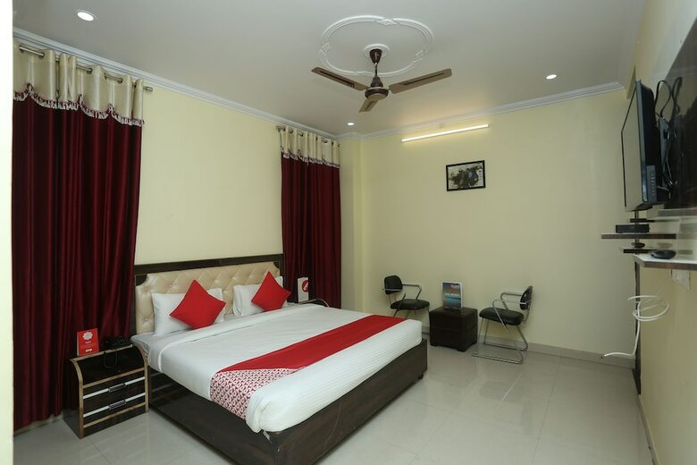 Hotel Oyo 16995 Sr Blessings