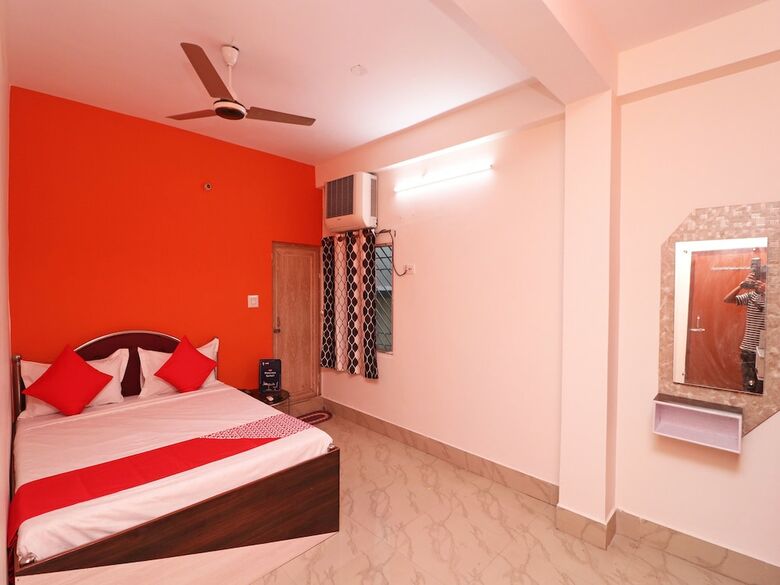 Hotel Oyo 16496 Trinayani Atithi Niwas