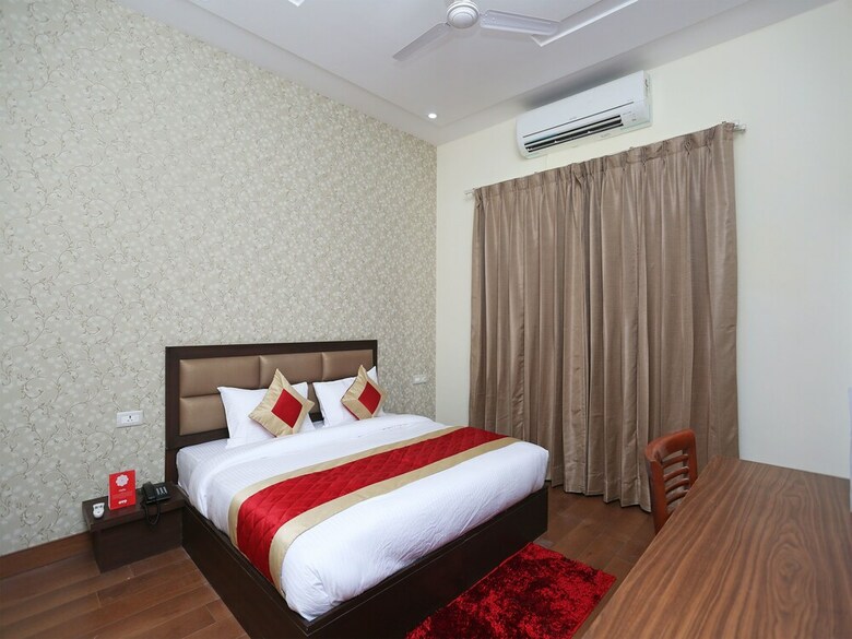 Hotel Capital O 14259 Pine Grove