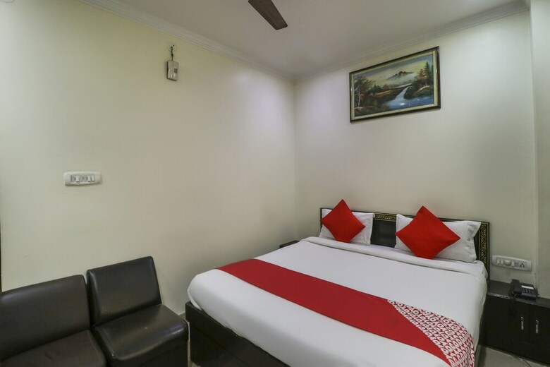 Oyo 2065 Hotel Ashoka Grand