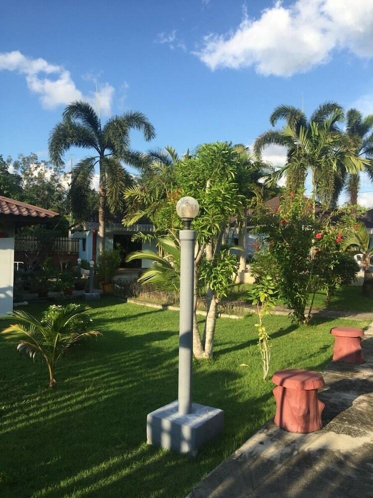 Hotel Maikhaobeach Home
