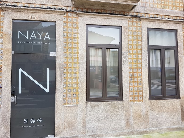 Hotel Naya - Downtown Guesthouse