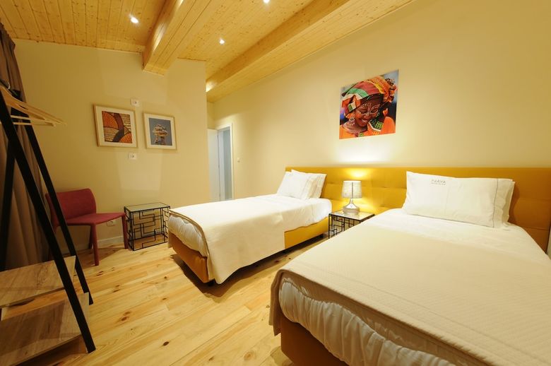 Hotel Naya - Downtown Guesthouse