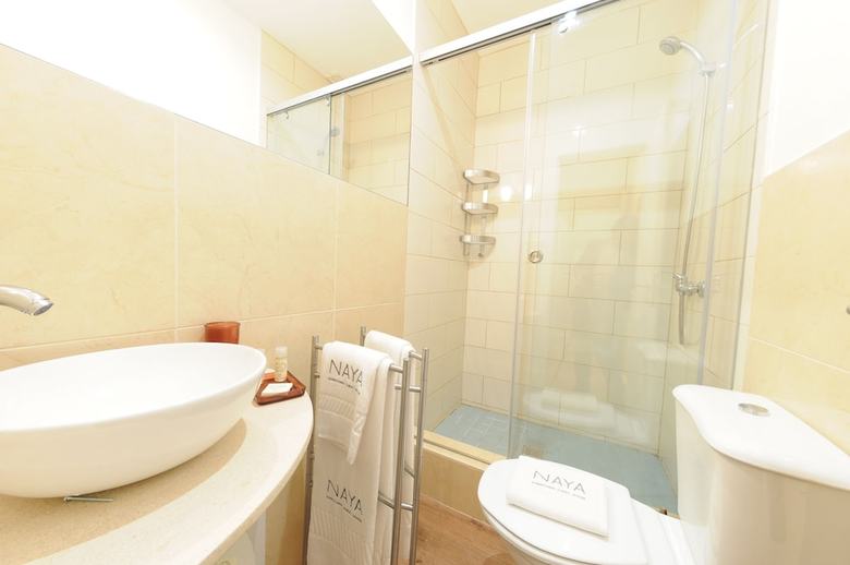 Hotel Naya - Downtown Guesthouse
