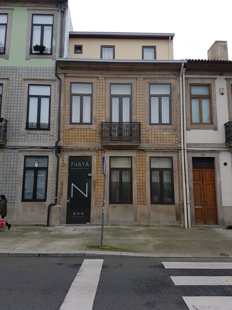 Hotel Naya - Downtown Guesthouse