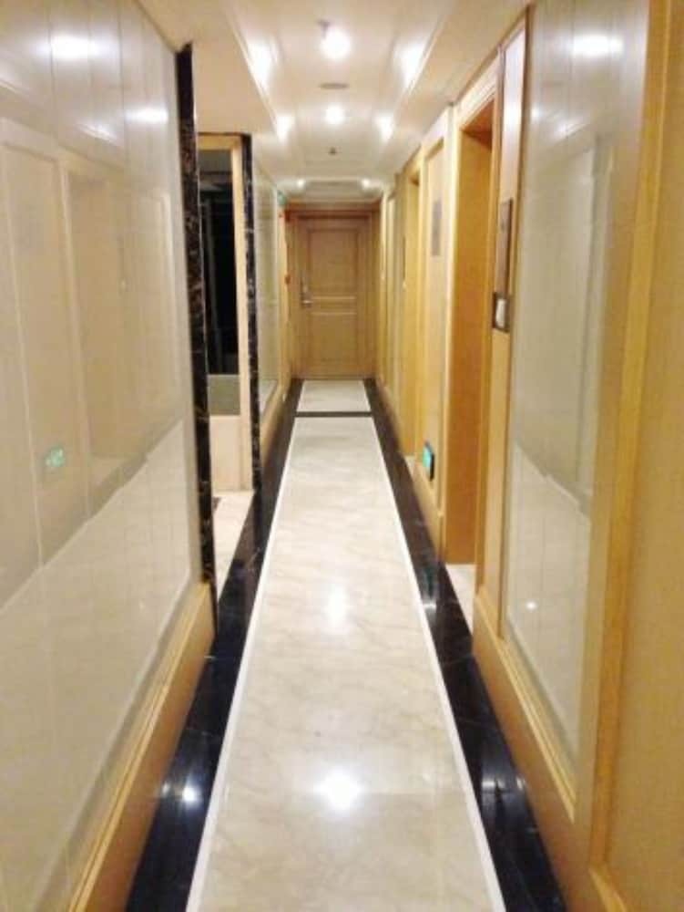 XI Run Apartment Hotel Huifeng