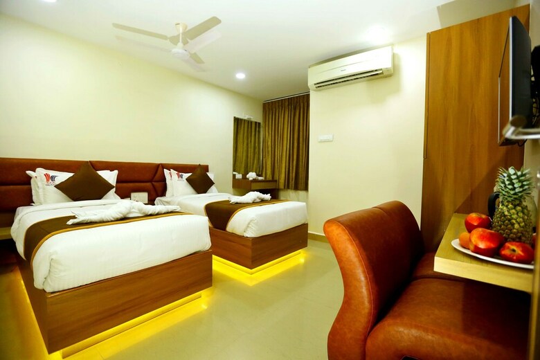 Hotel Kek Grand Park