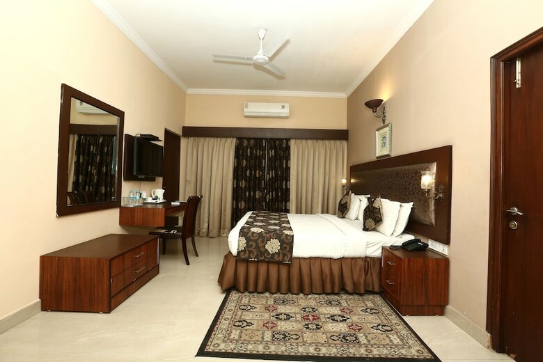 The Down Town Hotel