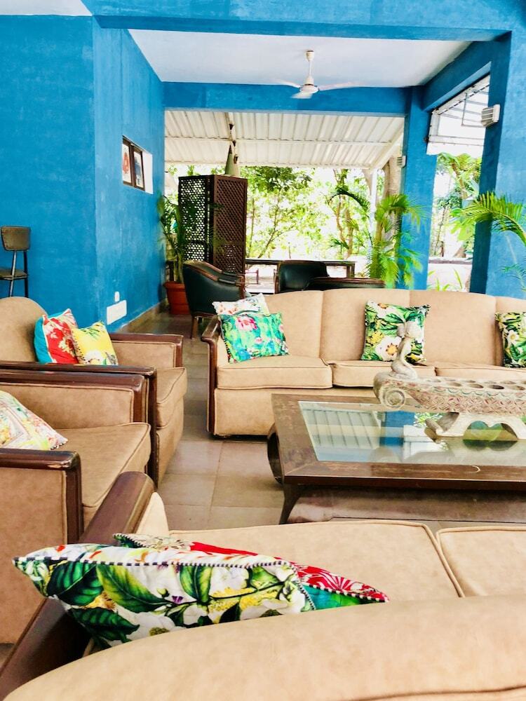 Bed & Breakfast Mango Beach House Kihim Alibaug
