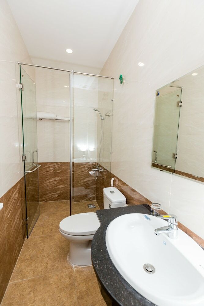Hung Gia Quy Nhon Hotel