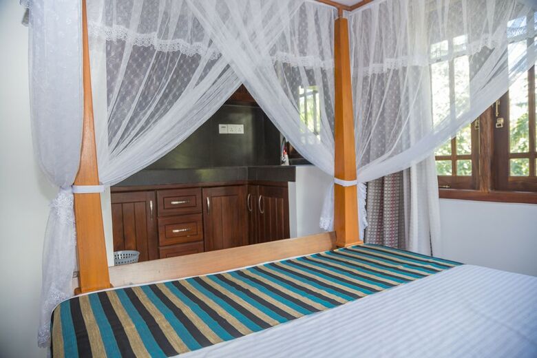 Hotel Nenasilu- Sri Lankan Villa