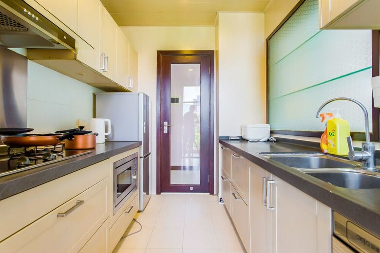 Locals Boutique Apartment  Huafa  No.3