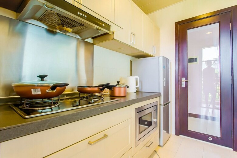 Locals Boutique Apartment  Huafa  No.3