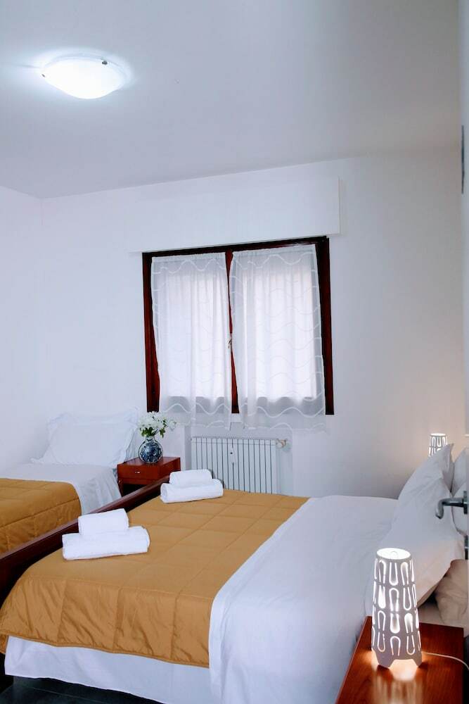 Hotel Rosa Garden B&B