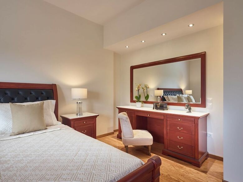 Mont Bleu Luxury Villa