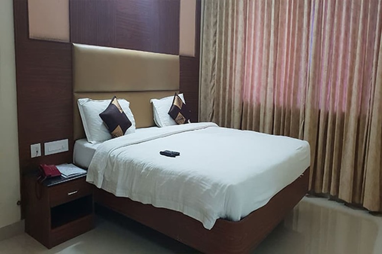 Hotel Sri Kaliswari Le Orchids