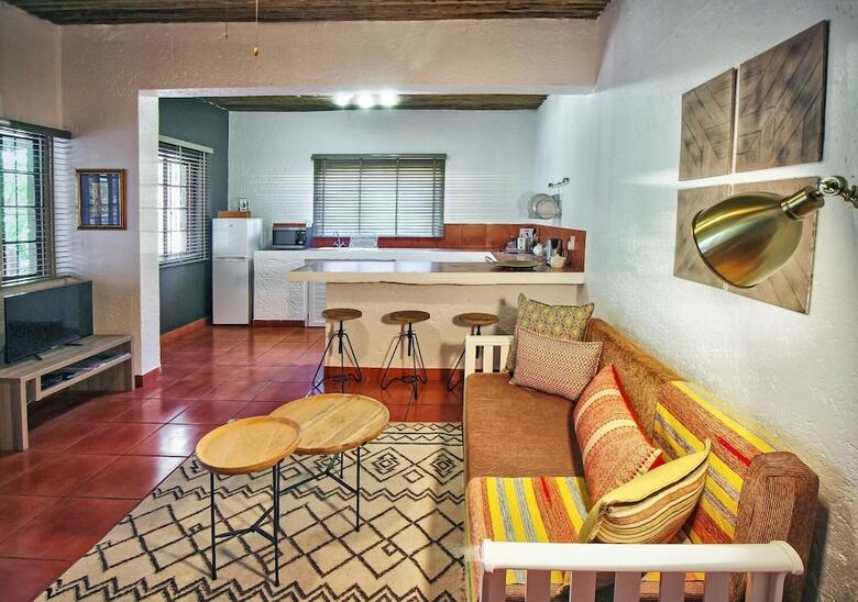 Hotel Chez Vincent Guest House
