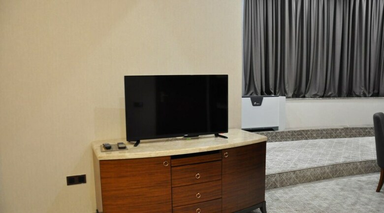 Parliament Palace Hotel
