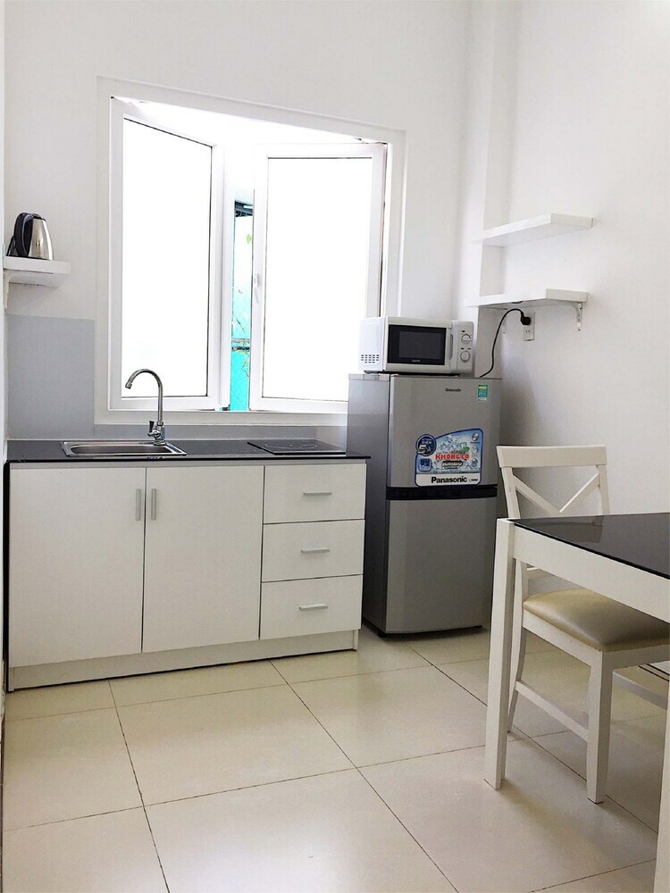 Aparthotel M-h Apartment Hotel
