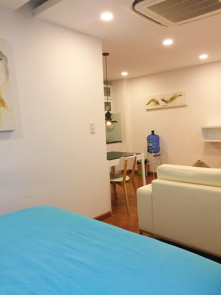 Aparthotel M-h Apartment Hotel